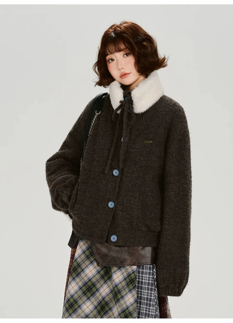 Пальто на пуговицах детальное фото 11