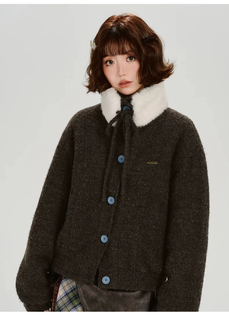 Пальто на пуговицах детальное фото 2