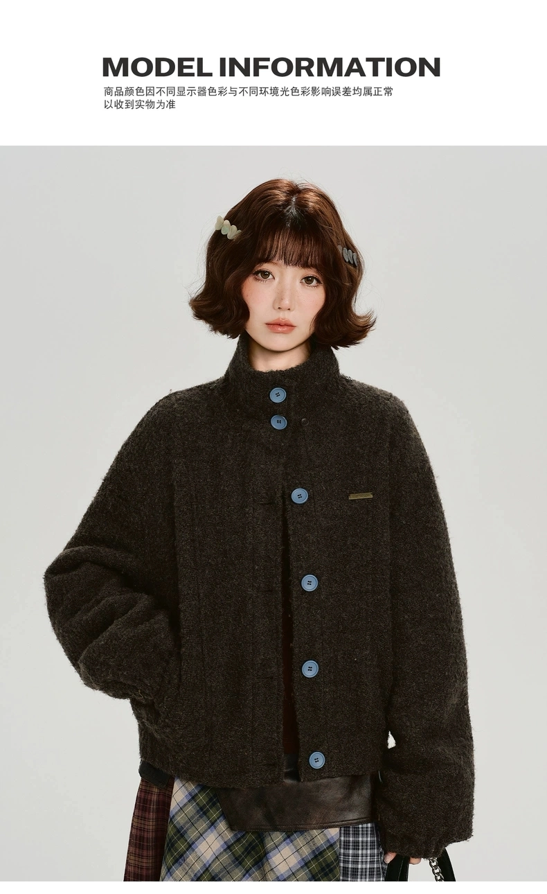 Пальто на пуговицах детальное фото 4