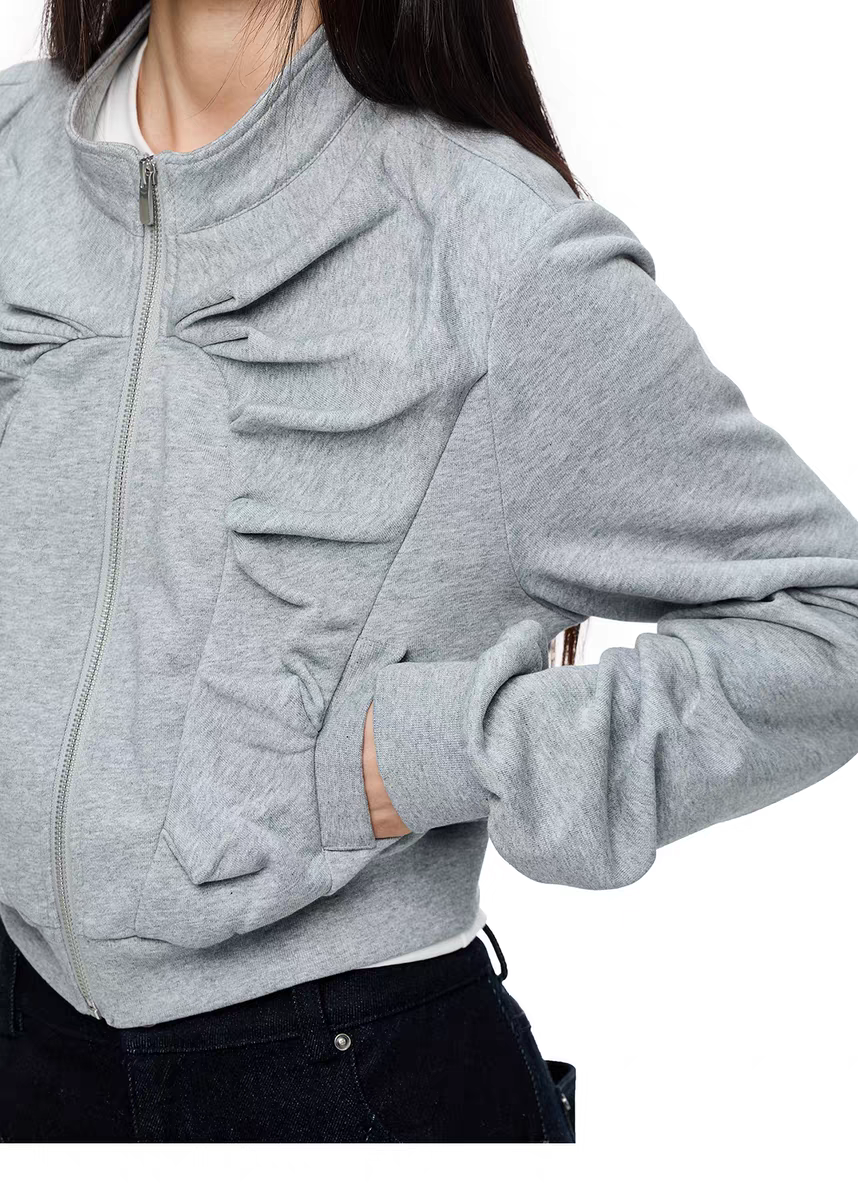 Серая короткая худи «Клыки зверя» детальное фото 23