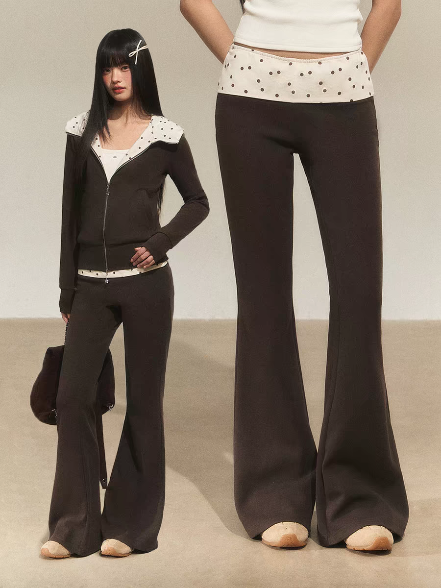 Брюки клеш с поясом в горошек