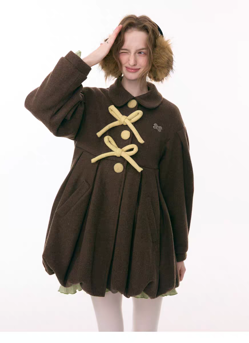 Пальто «Pong Pong Winter Gift» с воротничком и бантом детальное фото 21